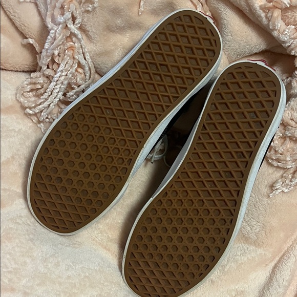 Vans sz9 Black and White Sneakers - Picture 4 of 8